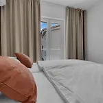 Апартаменты Dals - Makarska Exklusiv Тучепи